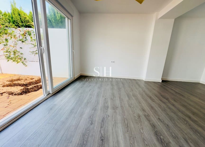 Chalet de 3 habitaciones en Aguas Nuevas en venta - 369.000 € (Ref: 9306920)