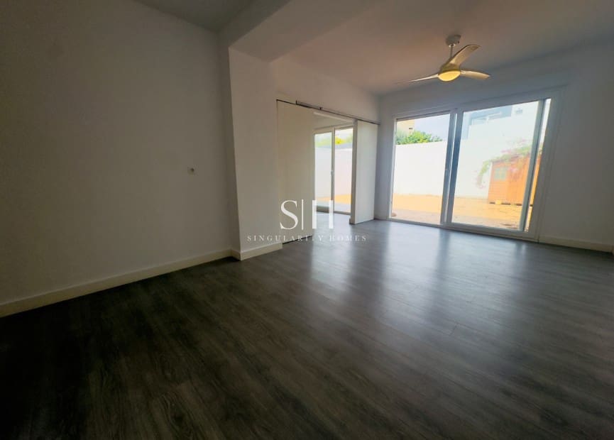 Chalet de 3 habitaciones en Aguas Nuevas en venta - 369.000 € (Ref: 9306920)