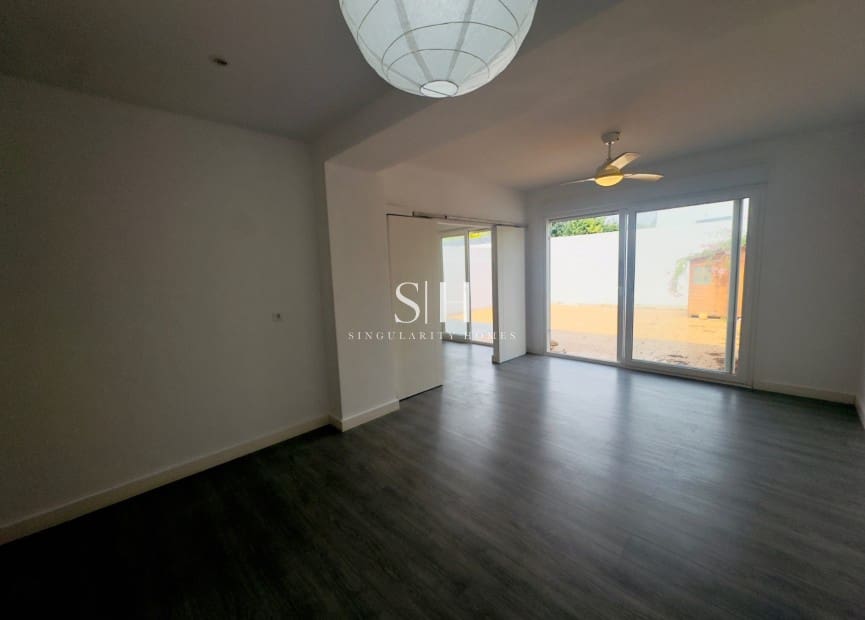 Chalet de 3 habitaciones en Aguas Nuevas en venta - 369.000 € (Ref: 9306920)