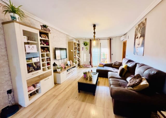 3 Zimmer Apartment zu verkaufen in Centro - Muelle Pesquero, Torrevieja mit Garage - 239.000 € (Ref: 9306921)