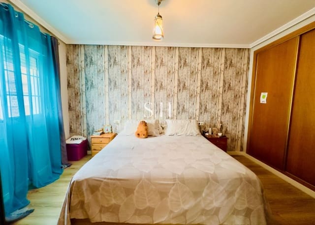 3 Zimmer Apartment zu verkaufen in Centro - Muelle Pesquero, Torrevieja mit Garage - 239.000 € (Ref: 9306921)