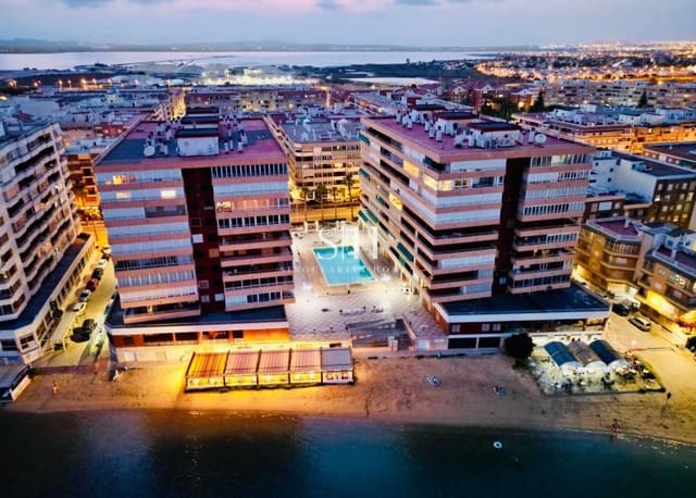 3 bedroom Beach Apartment for sale in Playa del Acequión, Torrevieja with pool - € 289,000 (Ref: 9308848)