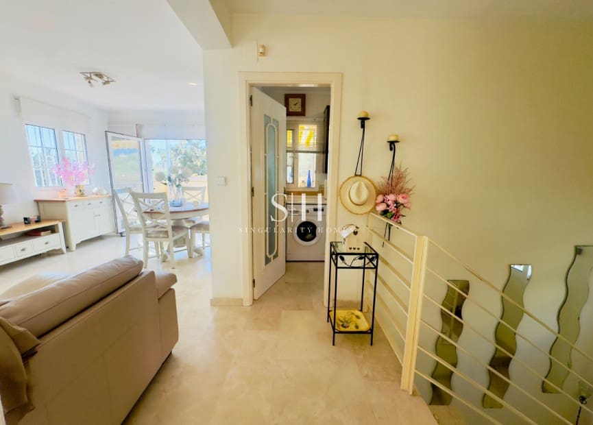 3 Zimmer Villa zu verkaufen in Playa Flamenca mit Pool Garage - 372.000 € (Ref: 9309242)