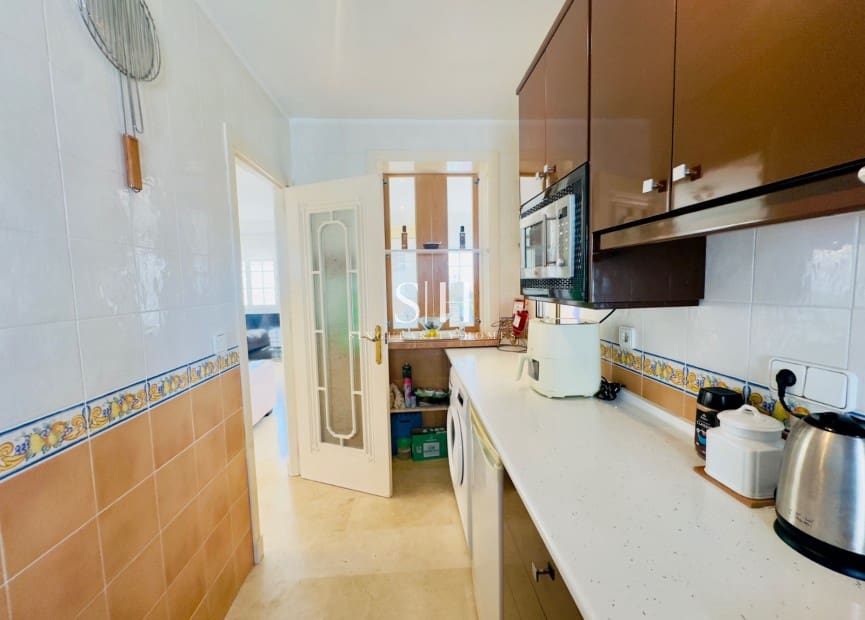 3 Zimmer Villa zu verkaufen in Playa Flamenca mit Pool Garage - 372.000 € (Ref: 9309242)