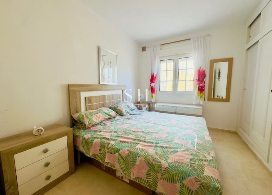 3 Zimmer Villa zu verkaufen in Playa Flamenca mit Pool Garage - 372.000 € (Ref: 9309242)