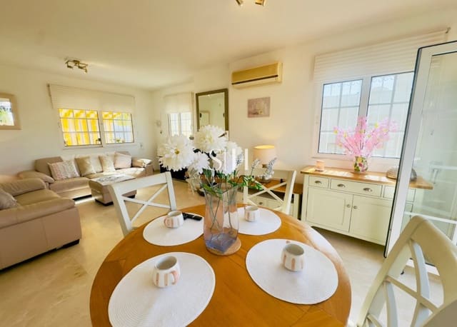 3 quarto Moradia para venda em Playa Flamenca, Orihuela com piscina garagem - 369 000 € (Ref: 9309242)