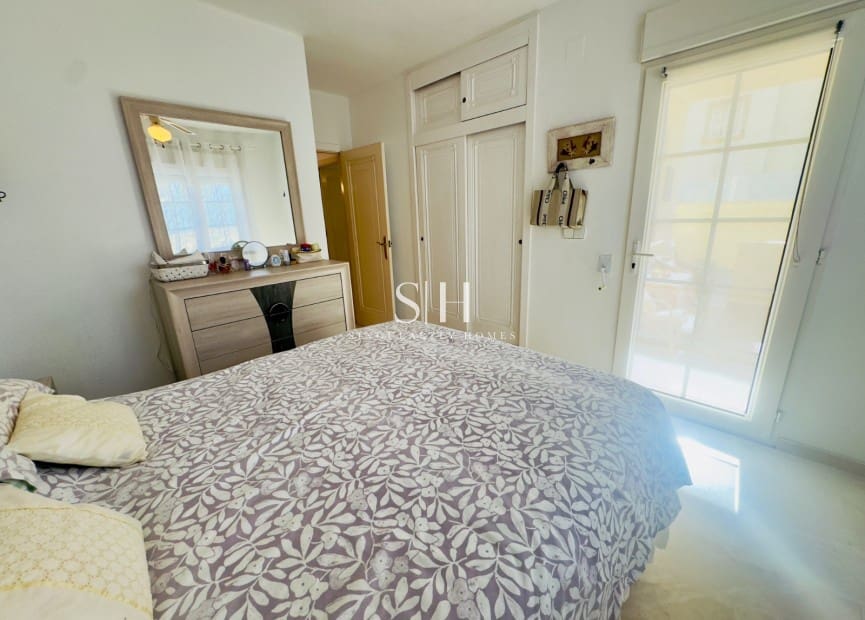 3 Zimmer Villa zu verkaufen in Playa Flamenca mit Pool Garage - 372.000 € (Ref: 9309242)