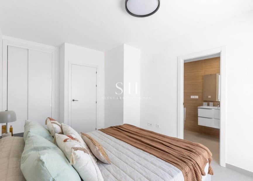 4 bedroom Townhouse for sale in Rafal with pool - € 269,000 (Ref: 9313974)