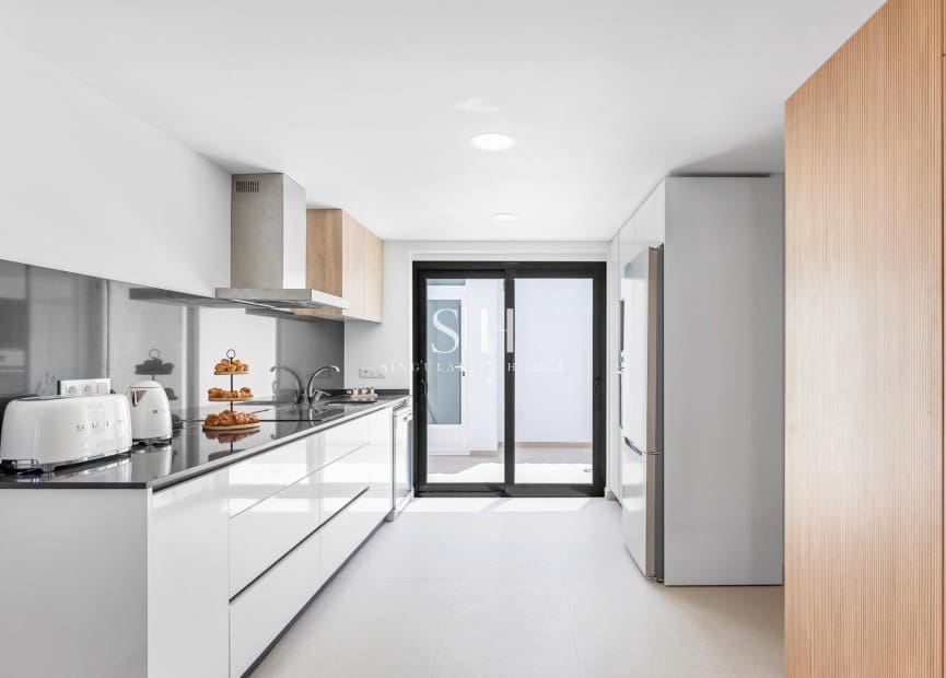 4 bedroom Townhouse for sale in Rafal with pool - € 269,000 (Ref: 9313974)