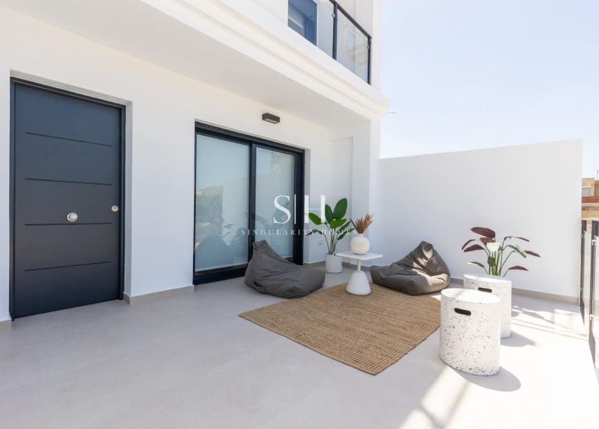 4 bedroom Townhouse for sale in Rafal with pool - € 269,000 (Ref: 9313974)