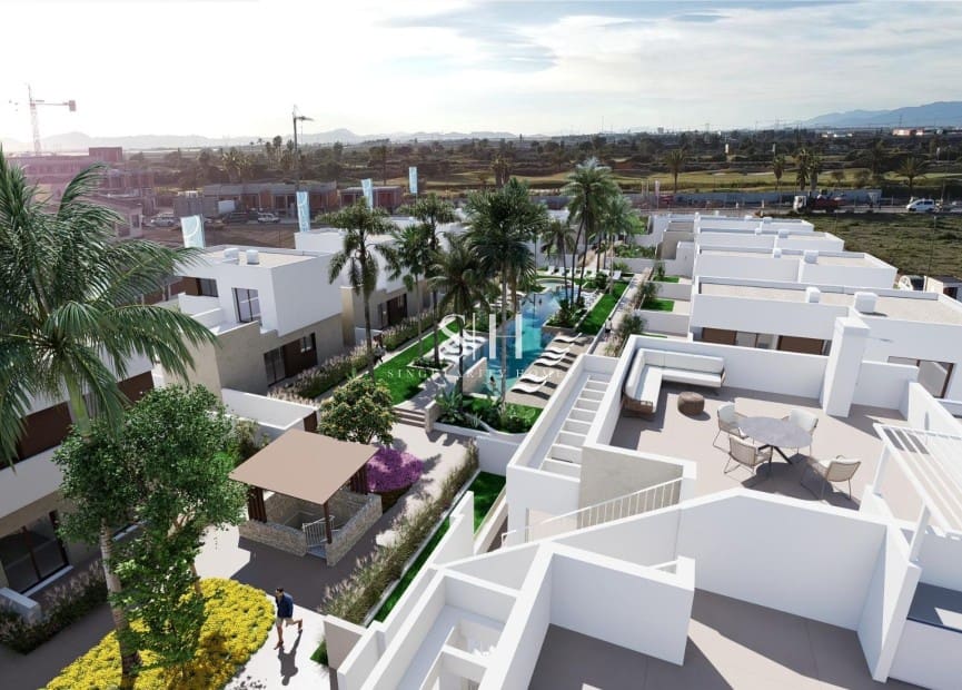 Bungalow de 3 habitaciones en Los Alcázares en venta con piscina - 320.000 € (Ref: 9331812)