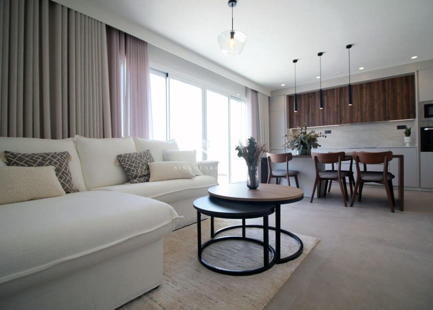 2 soverom Bungalow til salgs i Torre de la Horadada med svømmebasseng garasje - € 395 000 (Ref: 9336882)