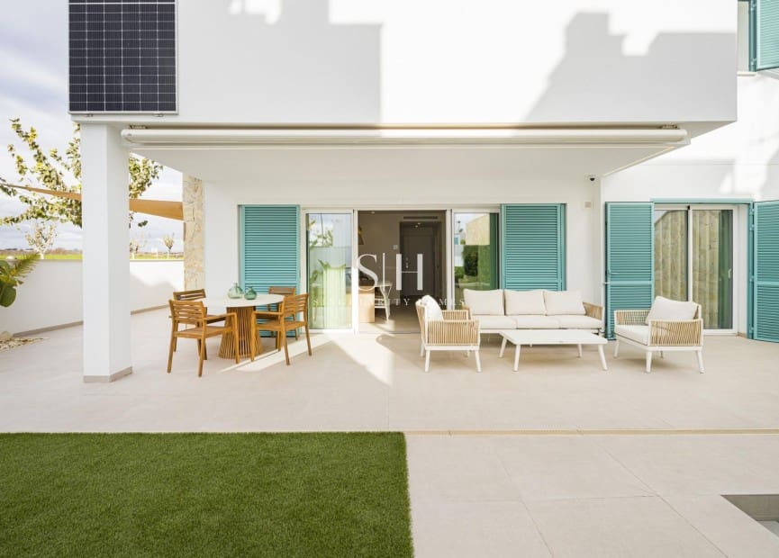 2 makuuhuone Bungalow myytävänä paikassa Torre de la Horadada mukana uima-altaan - 375 000 € (Ref: 9336884)