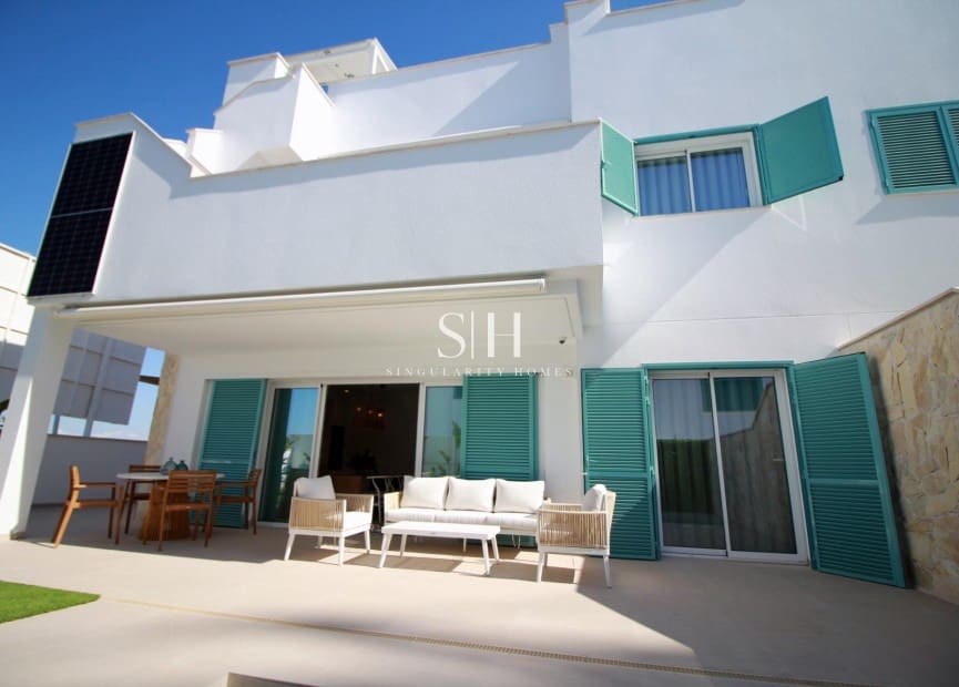 2 makuuhuone Bungalow myytävänä paikassa Torre de la Horadada mukana uima-altaan - 375 000 € (Ref: 9336884)