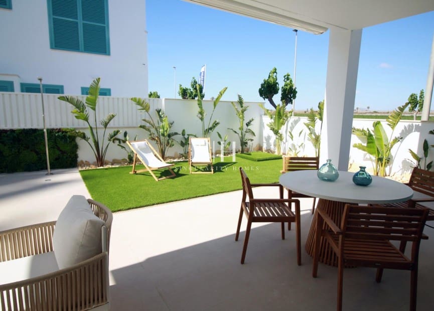 2 makuuhuone Bungalow myytävänä paikassa Torre de la Horadada mukana uima-altaan - 375 000 € (Ref: 9336884)