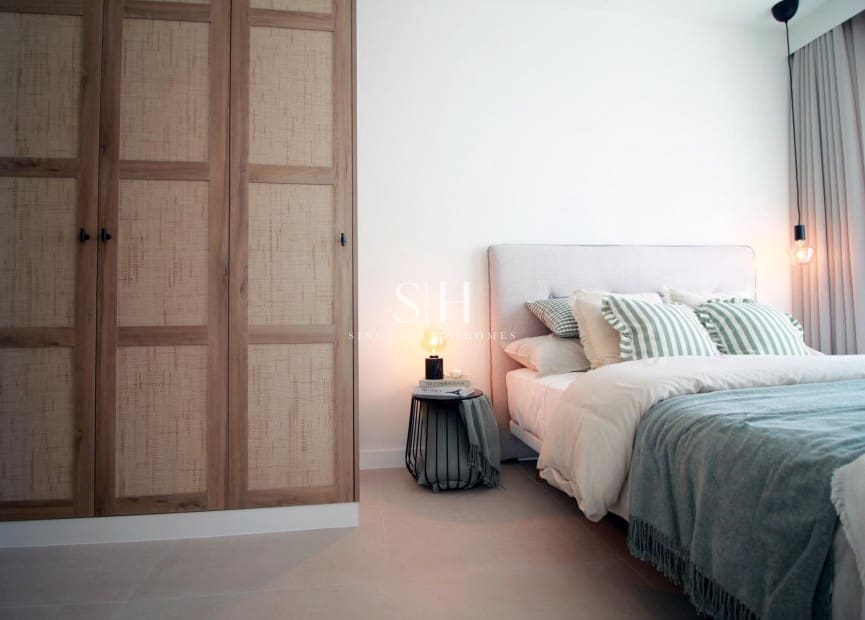 2 makuuhuone Bungalow myytävänä paikassa Torre de la Horadada mukana uima-altaan - 375 000 € (Ref: 9336884)