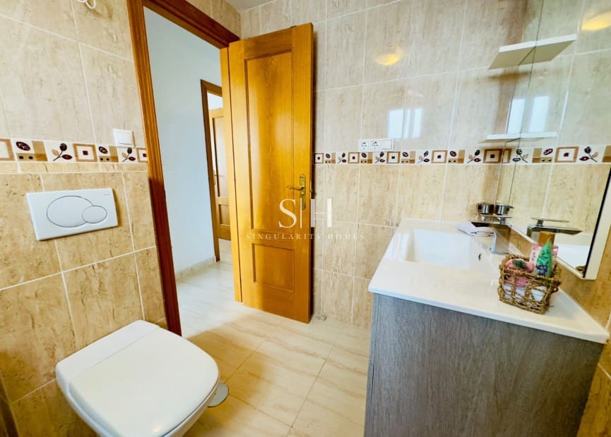 2 Zimmer Apartment zu verkaufen in San Miguel de Salinas mit Pool - 129.000 € (Ref: 9336981)