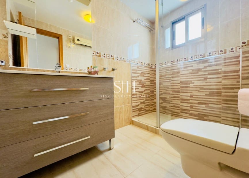 2 Zimmer Apartment zu verkaufen in San Miguel de Salinas mit Pool - 129.000 € (Ref: 9336981)