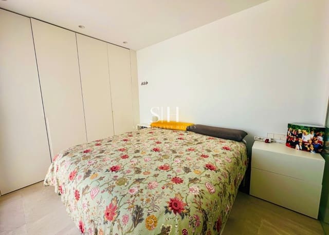 3 makuuhuone Huvila myytävänä paikassa Torre-Pacheco mukana 
autotalli - 429 000 € (Ref: 9343895)