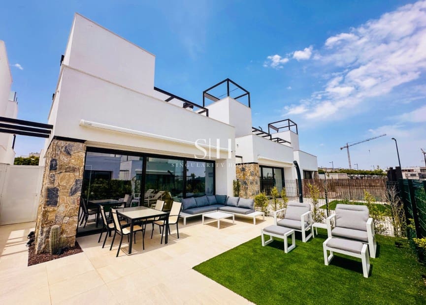 3 makuuhuone Huvila myytävänä paikassa Torre-Pacheco mukana 
autotalli - 429 000 € (Ref: 9343895)