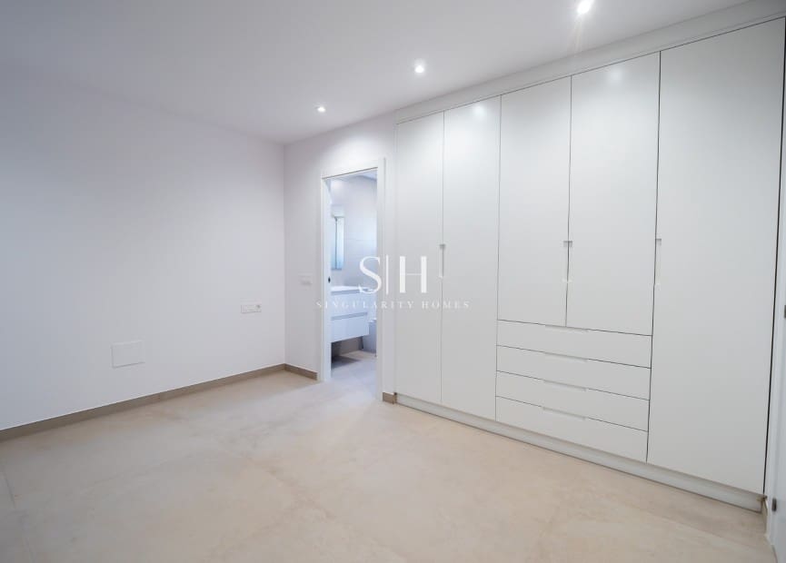 5 slaapkamer Villa te koop in La Manga del Mar Menor met zwembad garage - € 1.350.000 (Ref: 9354184)