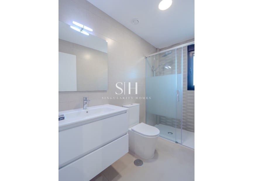 5 slaapkamer Villa te koop in La Manga del Mar Menor met zwembad garage - € 1.350.000 (Ref: 9354184)