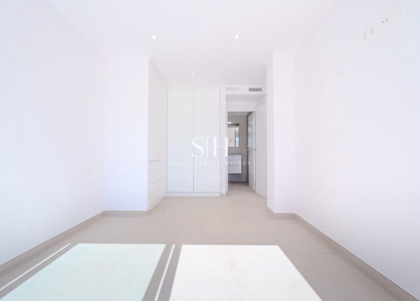 5 slaapkamer Villa te koop in La Manga del Mar Menor met zwembad garage - € 1.350.000 (Ref: 9354184)