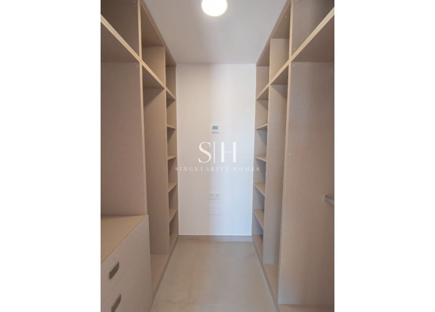 5 slaapkamer Villa te koop in La Manga del Mar Menor met zwembad garage - € 1.350.000 (Ref: 9354184)