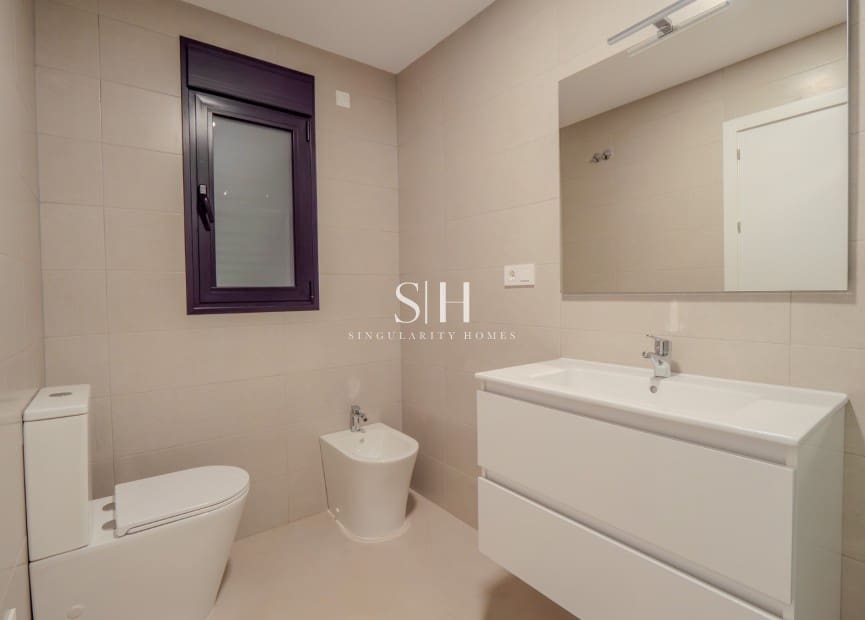 5 slaapkamer Villa te koop in La Manga del Mar Menor met zwembad garage - € 1.350.000 (Ref: 9354184)