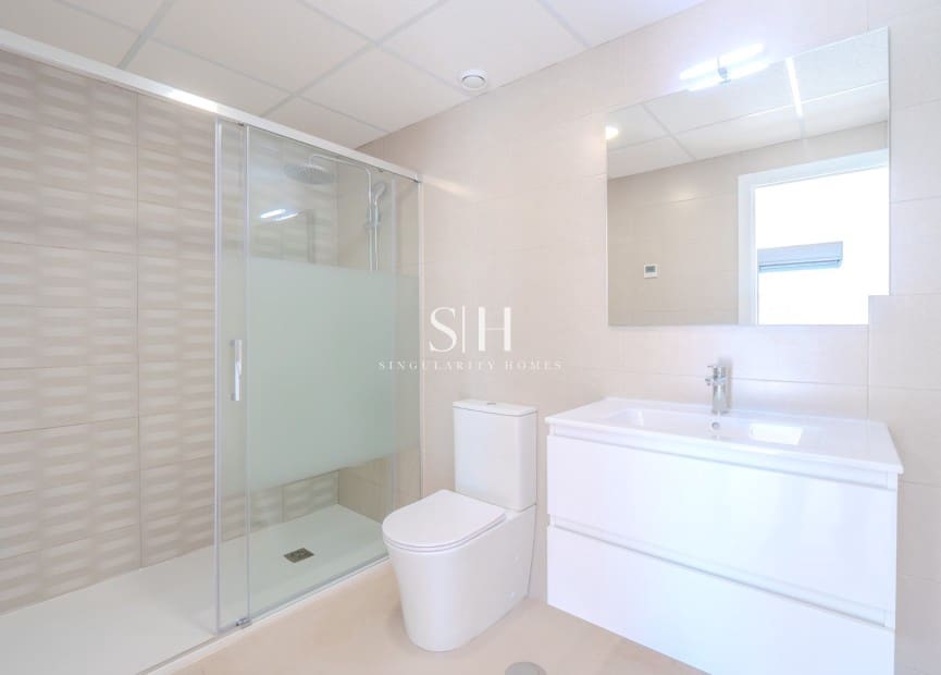 5 slaapkamer Villa te koop in La Manga del Mar Menor met zwembad garage - € 1.350.000 (Ref: 9354184)