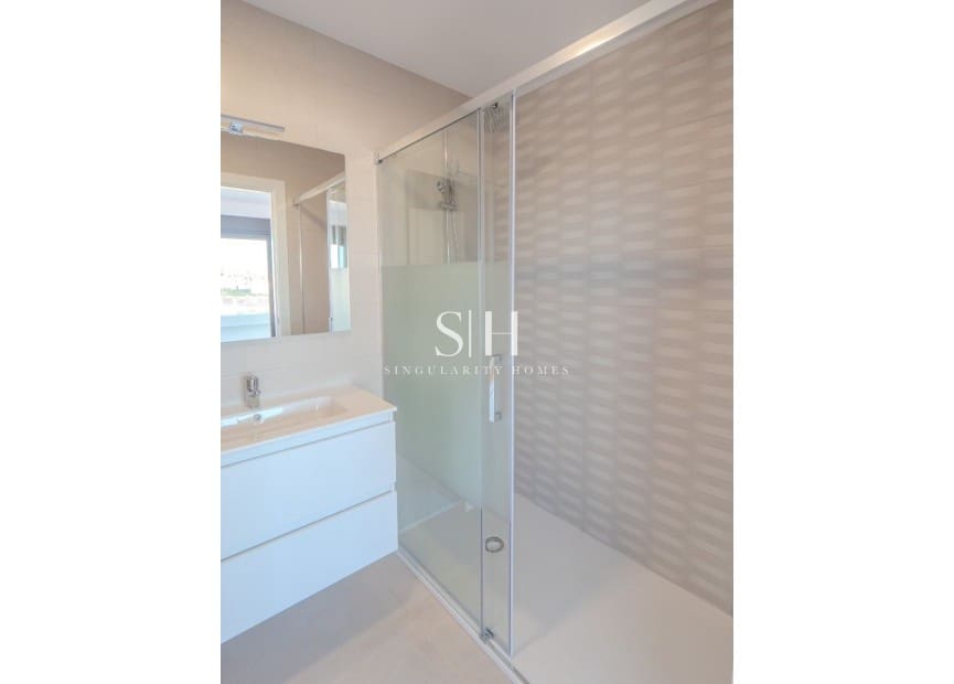 5 slaapkamer Villa te koop in La Manga del Mar Menor met zwembad garage - € 1.350.000 (Ref: 9354184)