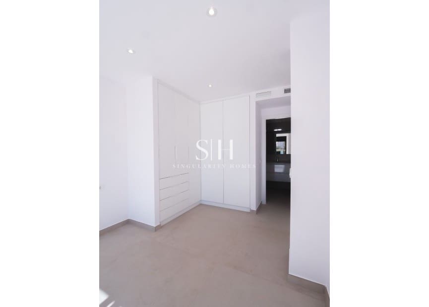 5 slaapkamer Villa te koop in La Manga del Mar Menor met zwembad garage - € 1.350.000 (Ref: 9354184)