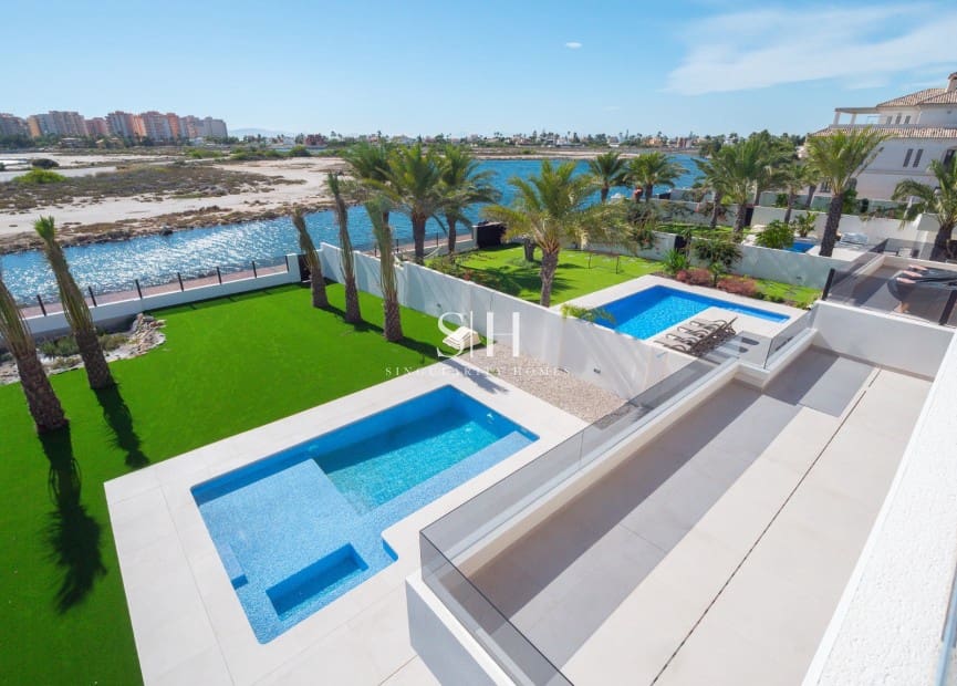 5 slaapkamer Villa te koop in La Manga del Mar Menor met zwembad garage - € 1.350.000 (Ref: 9354184)