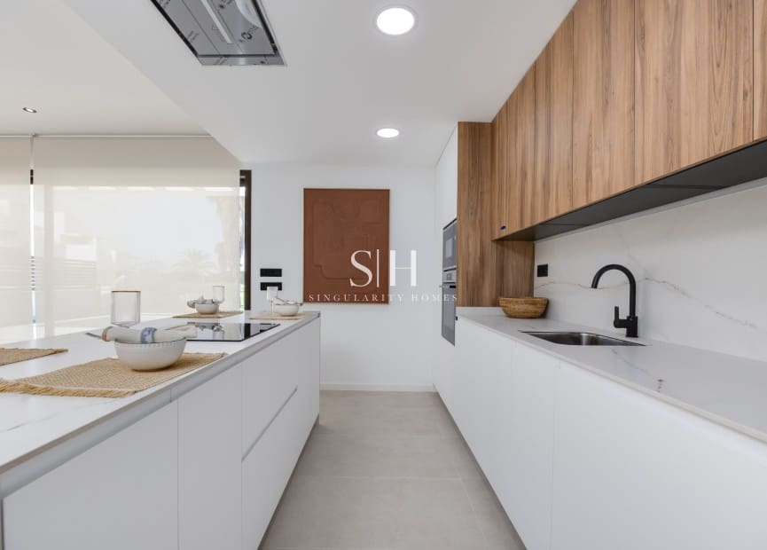 3 bedroom Villa for sale in Los Alcazares with pool garage - € 685,000 (Ref: 9360575)