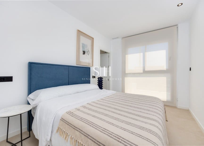 3 bedroom Villa for sale in Los Alcazares with pool garage - € 685,000 (Ref: 9360575)