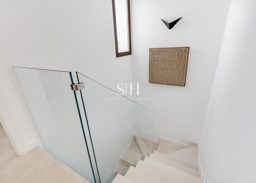 3 bedroom Villa for sale in Los Alcazares with pool garage - € 685,000 (Ref: 9360575)