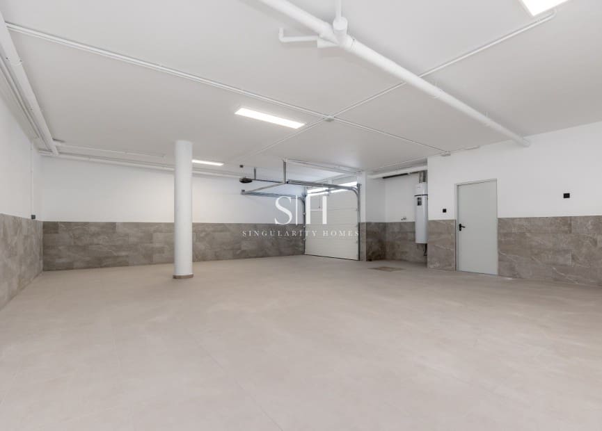 3 bedroom Villa for sale in Los Alcazares with pool garage - € 685,000 (Ref: 9360575)