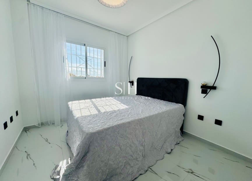 1 slaapkamer Bungalow te koop in Playa Flamenca met zwembad - € 170.000 (Ref: 9360728)