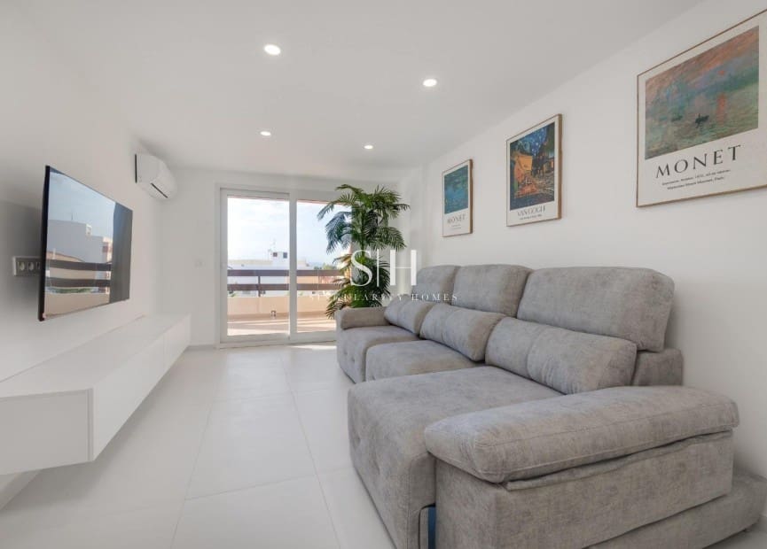 3 quarto Apartamento de Praia para venda em Torrevieja - 269 000 € (Ref: 9360729)