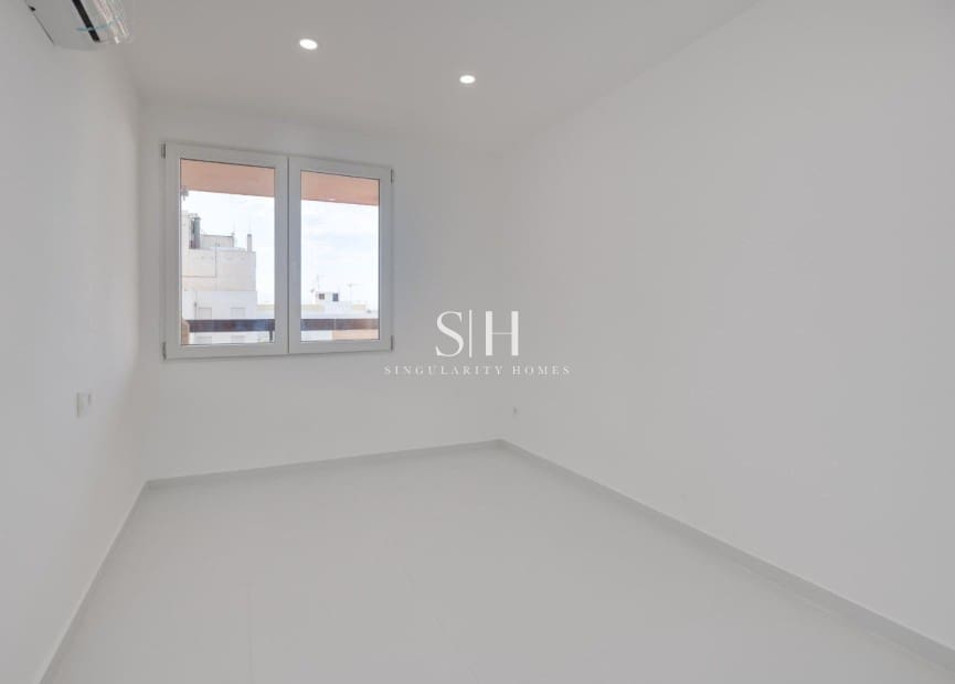 3 quarto Apartamento de Praia para venda em Torrevieja - 269 000 € (Ref: 9360729)