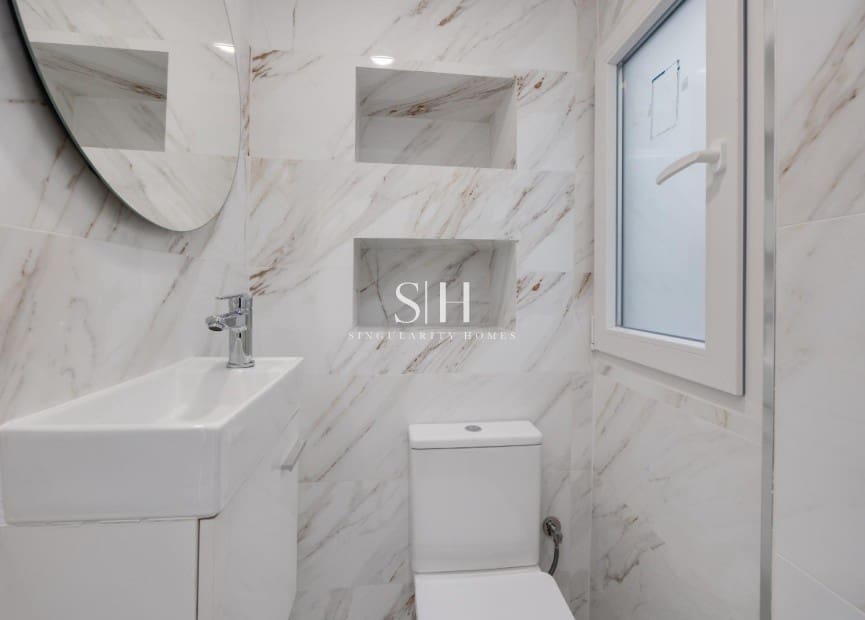 3 quarto Apartamento de Praia para venda em Torrevieja - 269 000 € (Ref: 9360729)