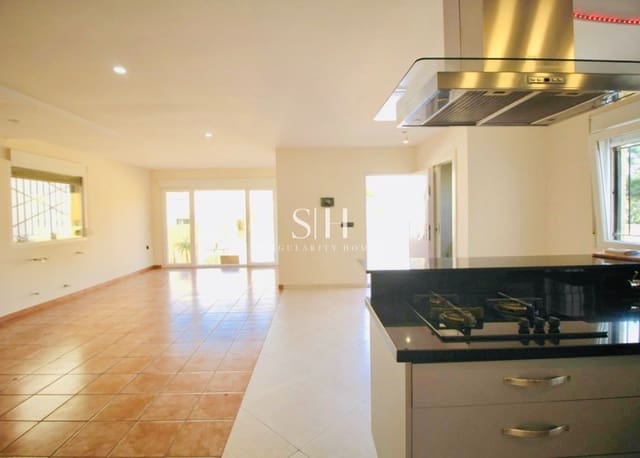 4 bedroom Villa for sale in Las Filipinas - € 285,000 (Ref: 9363112)