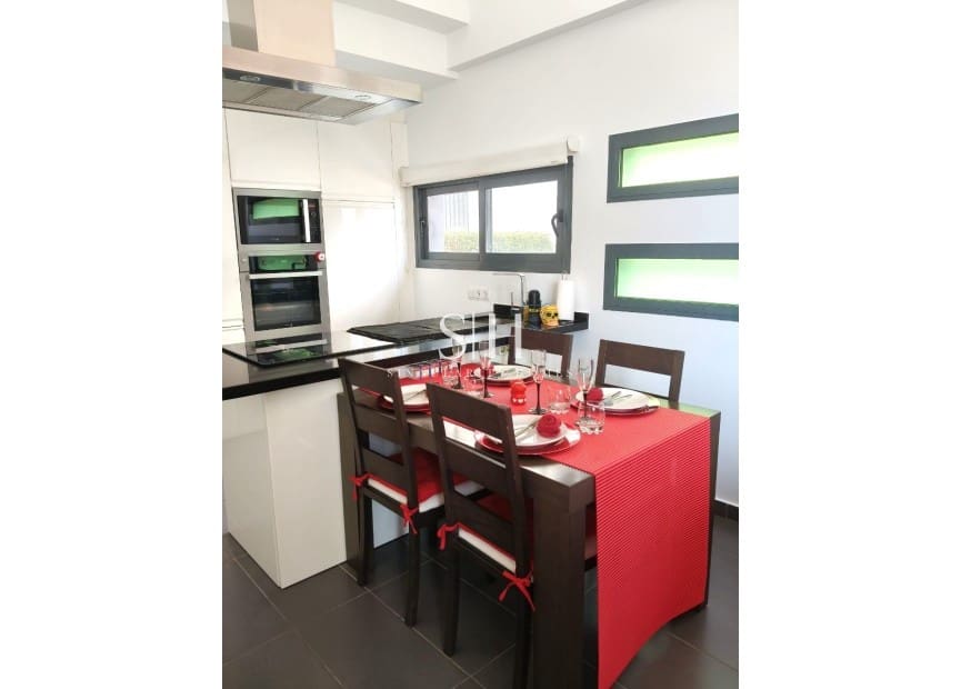 3 Zimmer Villa zu verkaufen in Villamartin - 349.000 € (Ref: 9363113)