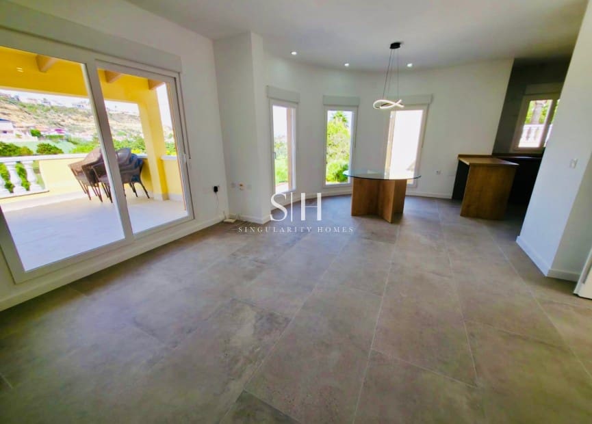 3 Zimmer Villa zu verkaufen in La Marquesa mit Pool Garage - 515.000 € (Ref: 9379880)