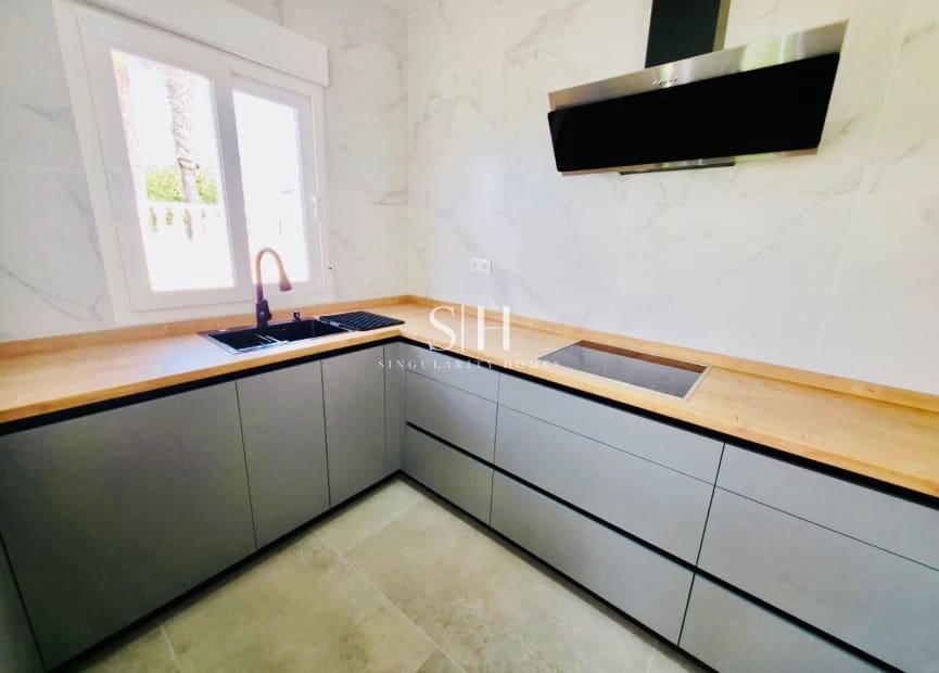 3 Zimmer Villa zu verkaufen in La Marquesa mit Pool Garage - 515.000 € (Ref: 9379880)