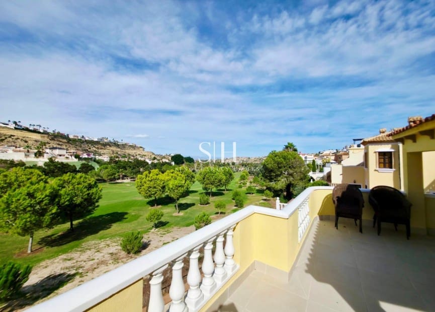 3 Zimmer Villa zu verkaufen in La Marquesa mit Pool Garage - 515.000 € (Ref: 9379880)