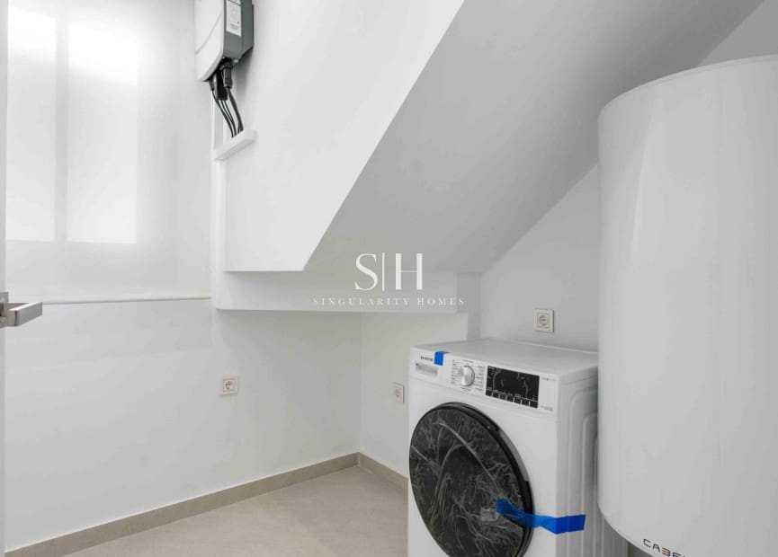 3 bedroom Villa for sale in Rojales with pool - € 567,000 (Ref: 9386153)