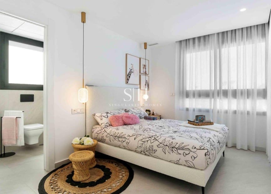 3 bedroom Villa for sale in Rojales with pool - € 567,000 (Ref: 9386153)