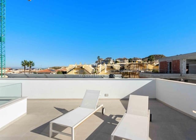 3 bedroom Villa for sale in Rojales with pool - € 567,000 (Ref: 9386153)