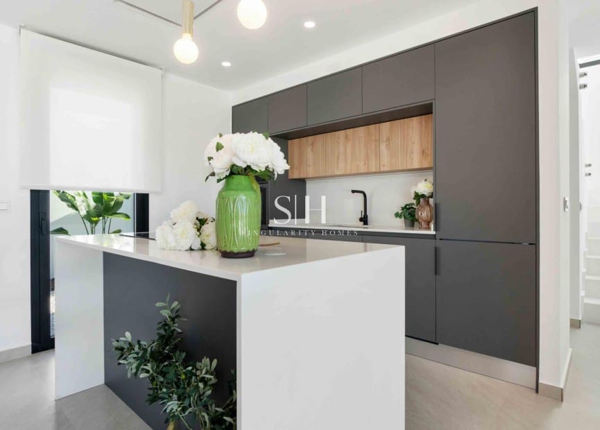 3 bedroom Villa for sale in Rojales with pool - € 567,000 (Ref: 9386153)